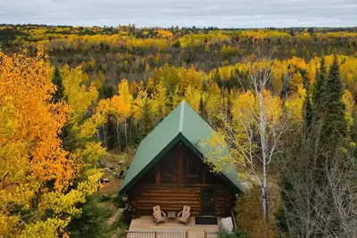 Image de Ely Log Cabin - Off Grid+Solar+WiFi - 40 acres to roam