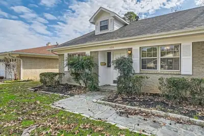 Image de Lilly’s Retreat – Relaxing Arlington Getaway Near Stadiums & Parks