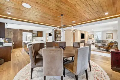 Image de Pet Friendly Herty House (Upper Level Only)