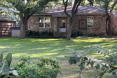 Image de Fantastic 2-bedroom cottage with Ac in Marble Falls