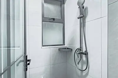 Image de Enchanting 2-bedroom apartment with gym