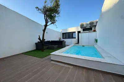 Image de Charming 2-bedroom house with private garden and pool in peaceful Setúbal