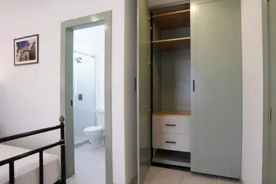 Image de 111 - Consulate Usa Parking Prague Apts 5 pax