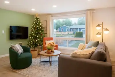 Image de Modern 5br 3ba Remodeled Home with Bbq Backyard