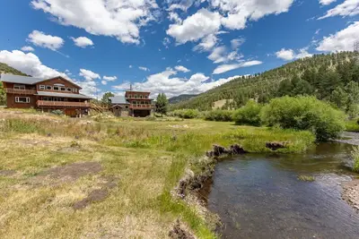 Image de Beautiful Poncha Creek House