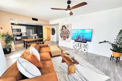 Image de Modern Miami: Downtown - Brickell 2bd:2ba Wraparound Balcony OnSite Parking