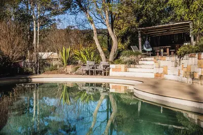 Image de Country cottage close to function venues and the village of Wollombi