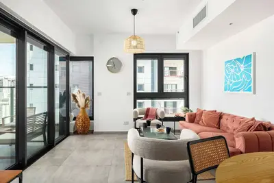 Image de O&O Group | 24th Floor 3br Tower | Sea & City View