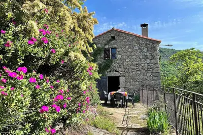 Image de Homerez - Maison à Valleraugue, piscine.