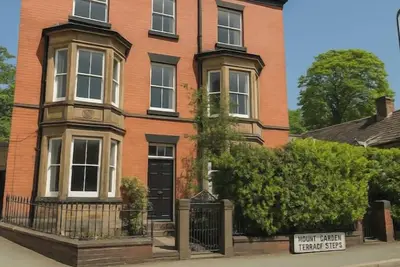 Image de Heart of Llangollen, 5 Bed Victorian Townhouse