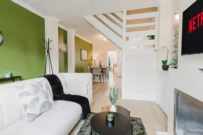 Image de Spacious 3br Contractor Home in Peterborough