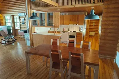 Image de A big over 200m2 villa side the lake