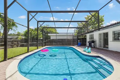 Image de New 4brm in Miami w/Pool/Arcade/MassageChair