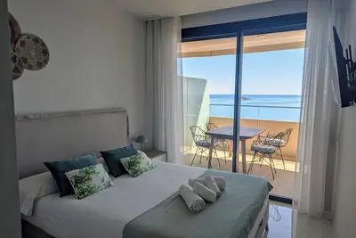 Image de Skyline Paradise: 24th-Floor Oceanfront Views