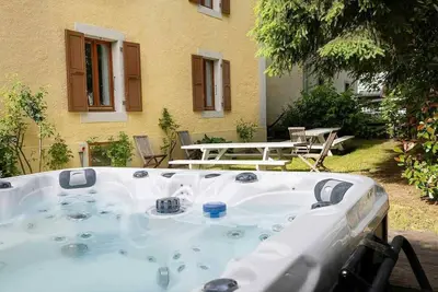 Penthouse 130m2 Centre & Quiet - Parking - Jacuzzi