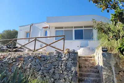 Trullo in panoramic position Ostuni