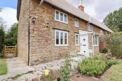 Image de Thatchers End, character holiday cottage, with a garden in Sherborne