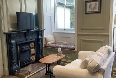 Image de Garden Apartment, romantic, luxury holiday cottage in Par