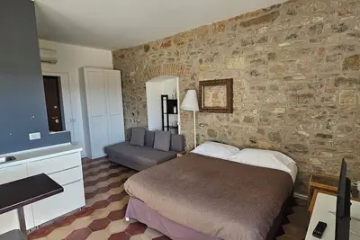 Image de Quadruple Double Studio and Sofa Bed and Private Parking in Loco