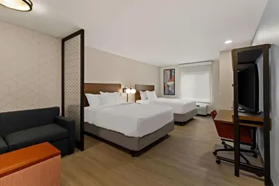 Image de 4 Extended Stay Suites | Newnan, Ga | Near Diplomat Pkwy