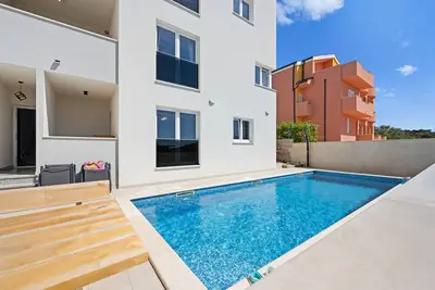 Image de Superbe appartement à Razanj avec piscine