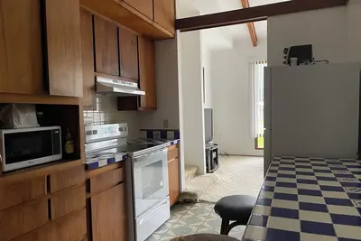 Image de 2 bedroom 1 bath for rent long and shorth term