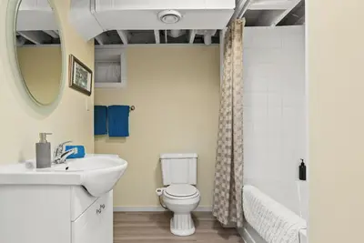 Image de Might Squirrel Guest Suite