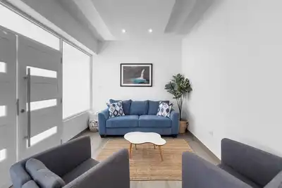 Image de Comfy Modern Apt W/Parking & Generator @ Manati