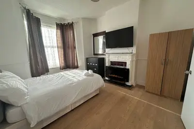 Image de Cosy Croydon Apartment - Close to City Centre