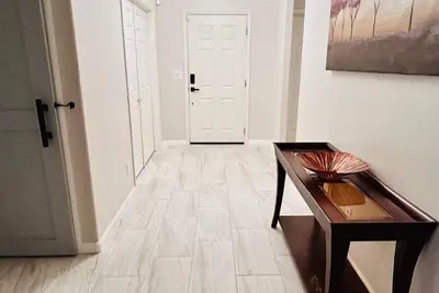 Image de A modern home in a prime location