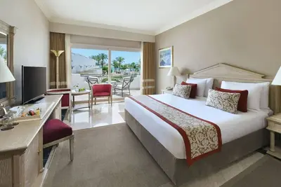 Image de Upscale Adults-Only Beachfront Retreat w/ Spa, Pools l 4 Partial Sea-view Rooms