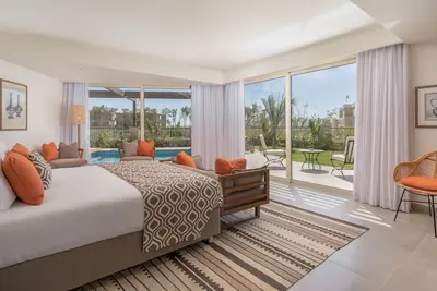 Image de Spacious Royal-Style Stay | Private Pool, Lounge Area & Peaceful Views