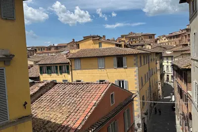 Image de Charming loft studio apartm. in the heart of Siena  2 steps from Piazza of Palio