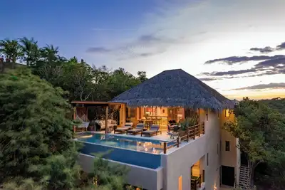 Image de Coastal Living in Huatulco’s Exclusive Enclave