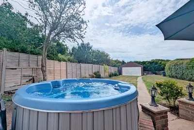 Image de A cottage that sleeps 8 guests  in 4 bedrooms