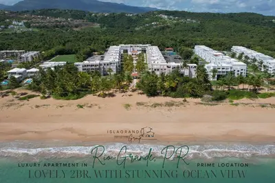 Image de Charming Beachfront Retreat - Wake Up to Waves - 2 Bd Apt with Ac at Río Grande