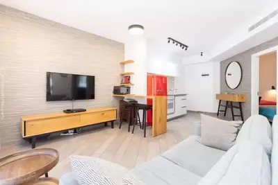 Alona's Apartments