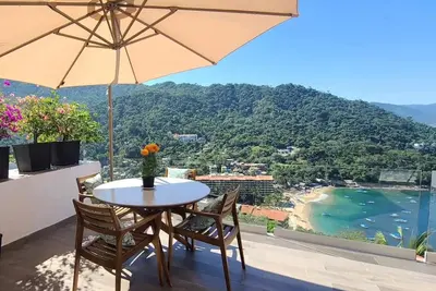 Image de Charming 2-bedroom, 2 bath condo in Mismaloya with Ac, remodeled kitchen & baths