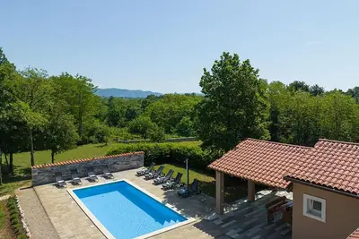 Image de Maison acceptant les animaux à Nedescina