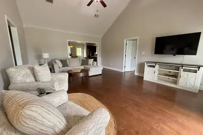 Image de Near Fishing, Parks & More – Leesburg Escape 4br, 2 Ba Home