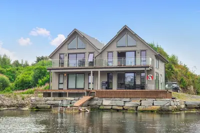 Image de Superbe maison à Bremnes avec WiFi