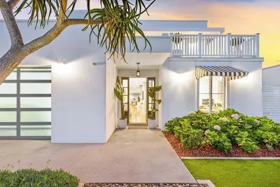 Image de Coastal Luxe - Hampton inspired holiday home