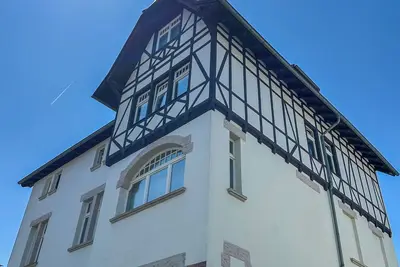 Image de Exclusive city studio with 3 bedrooms in art nouveau villa & Hercules view for 8 guests