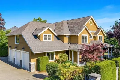 Image de Grand Bellevue Dt Villa 5, 010 sqft, near Bv Square