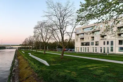 Image de Elegant City Center Haven, Bike-Friendly, Kitchen | 2 Units