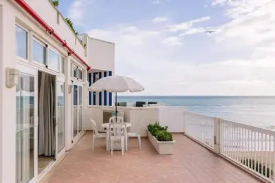 Image de Praia da Oura Delight for Family! Beachfront Paradise Perfect for Family!
