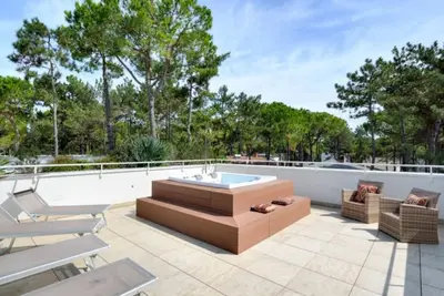 Image de Élégante villa neuve à Lignano