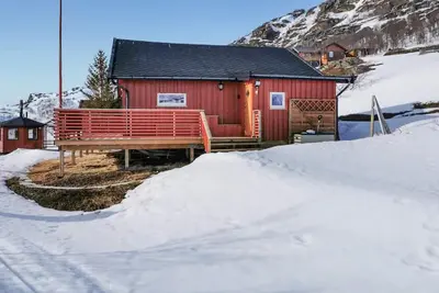 Image de Maison acceptant les animaux de compagnie à Snefjord avec sauna