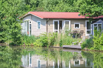 Image de Maison confortable à Oosterwolde avec vue sur la mer