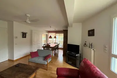 Image de Arcachon: T4 Confort avec Balcon et Parking